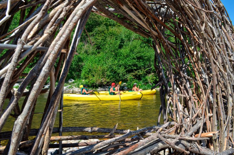 Land-Art-L'affut-canoe-3