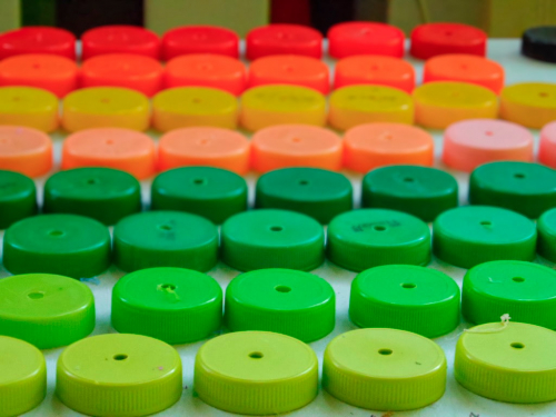 EVEIL-CULTUREL-RECYCLAGE-BOUCHONS-DELPY