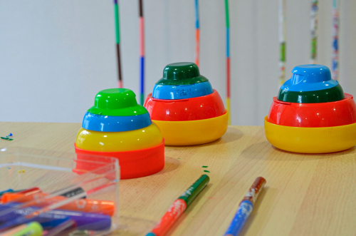 bouchons-upcycling-petite-enfance