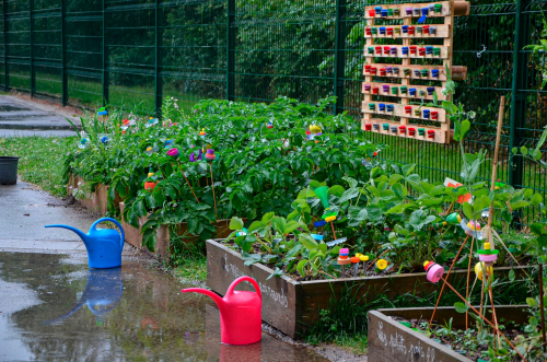 installation-bois-de-palette-fleur